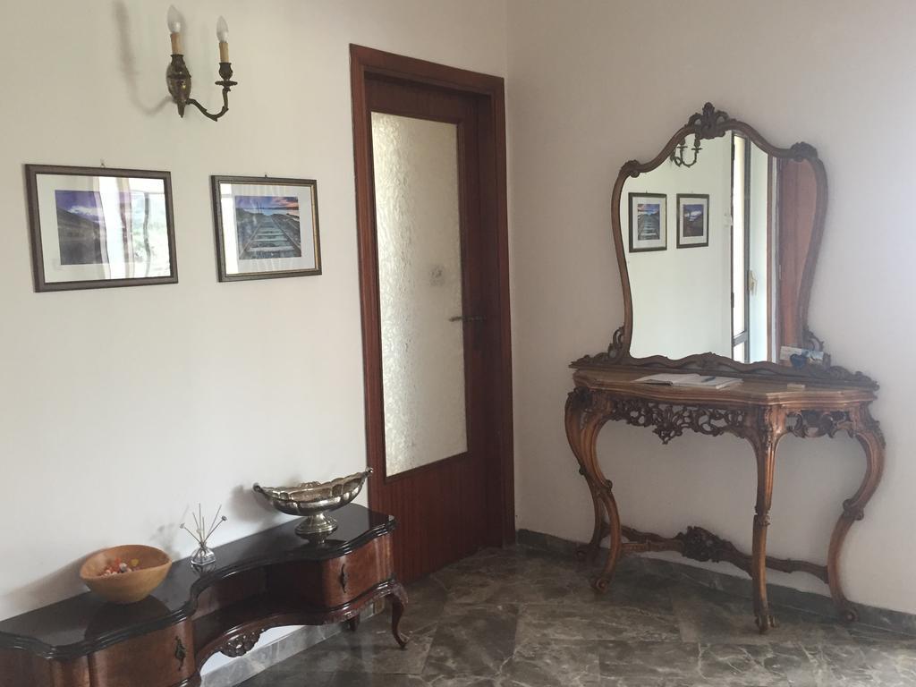 B&B Del Viaggiatore 萨尔扎纳 外观 照片